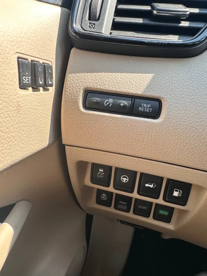 Nissan Rogue photo Nissan Rogue