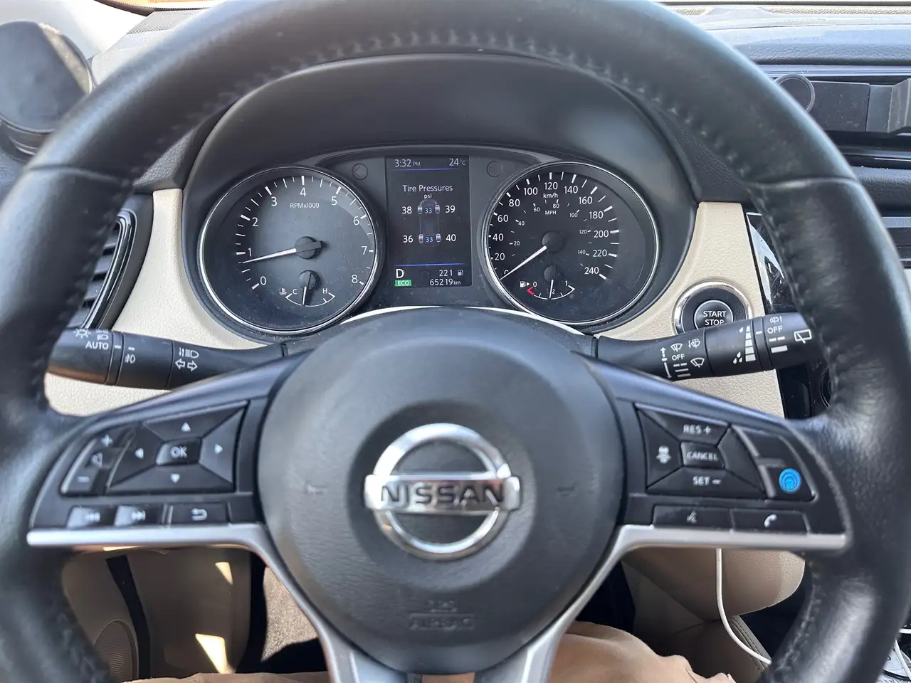 Nissan Rogue photo Nissan Rogue