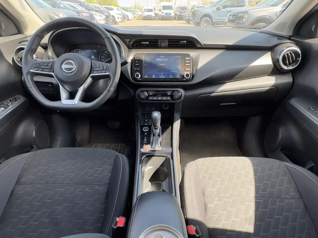 Nissan Kicks снимка Nissan Kicks