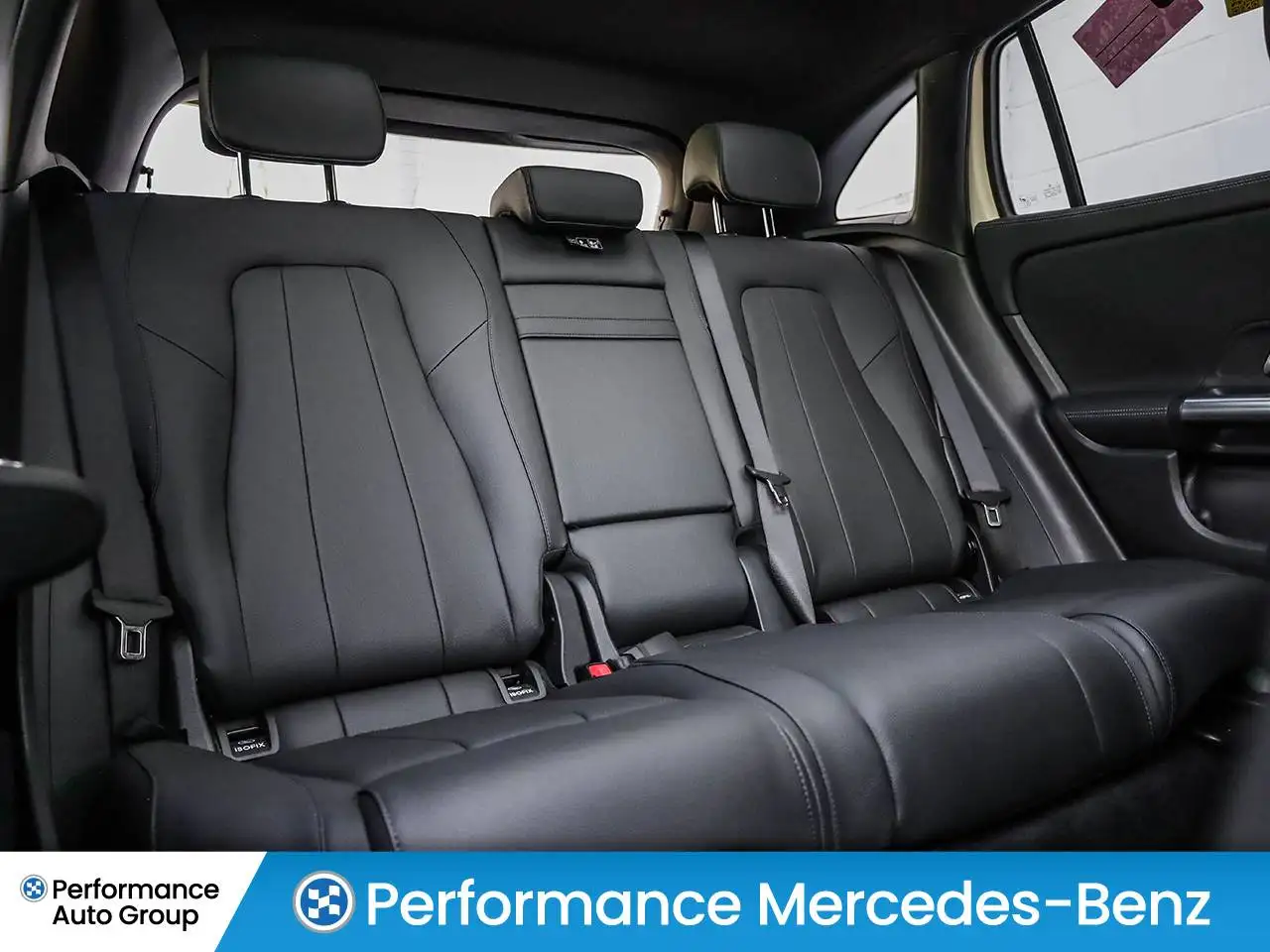 Mercedes-Benz GLA photo Mercedes-Benz GLA