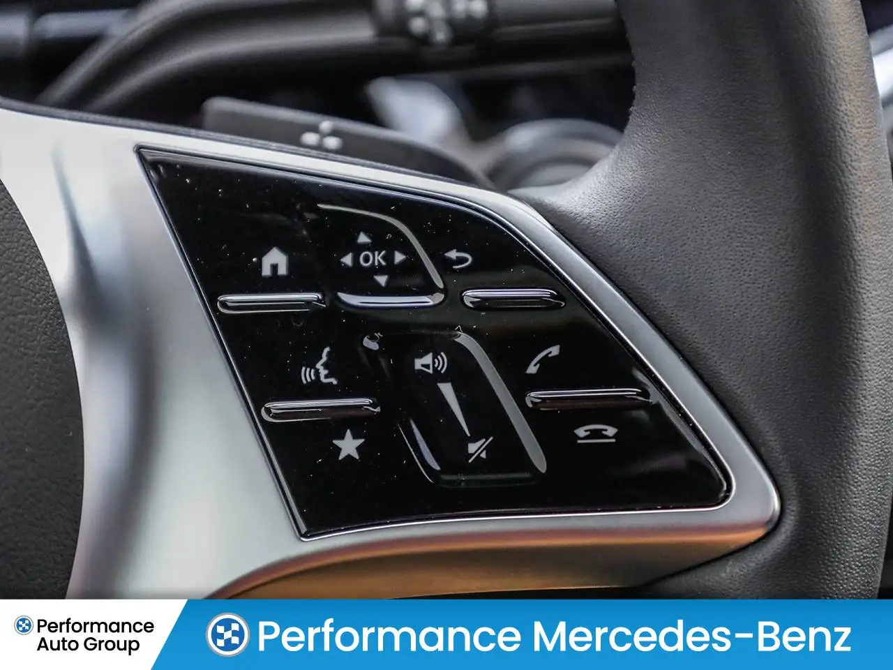 Mercedes-Benz GLA photo Mercedes-Benz GLA