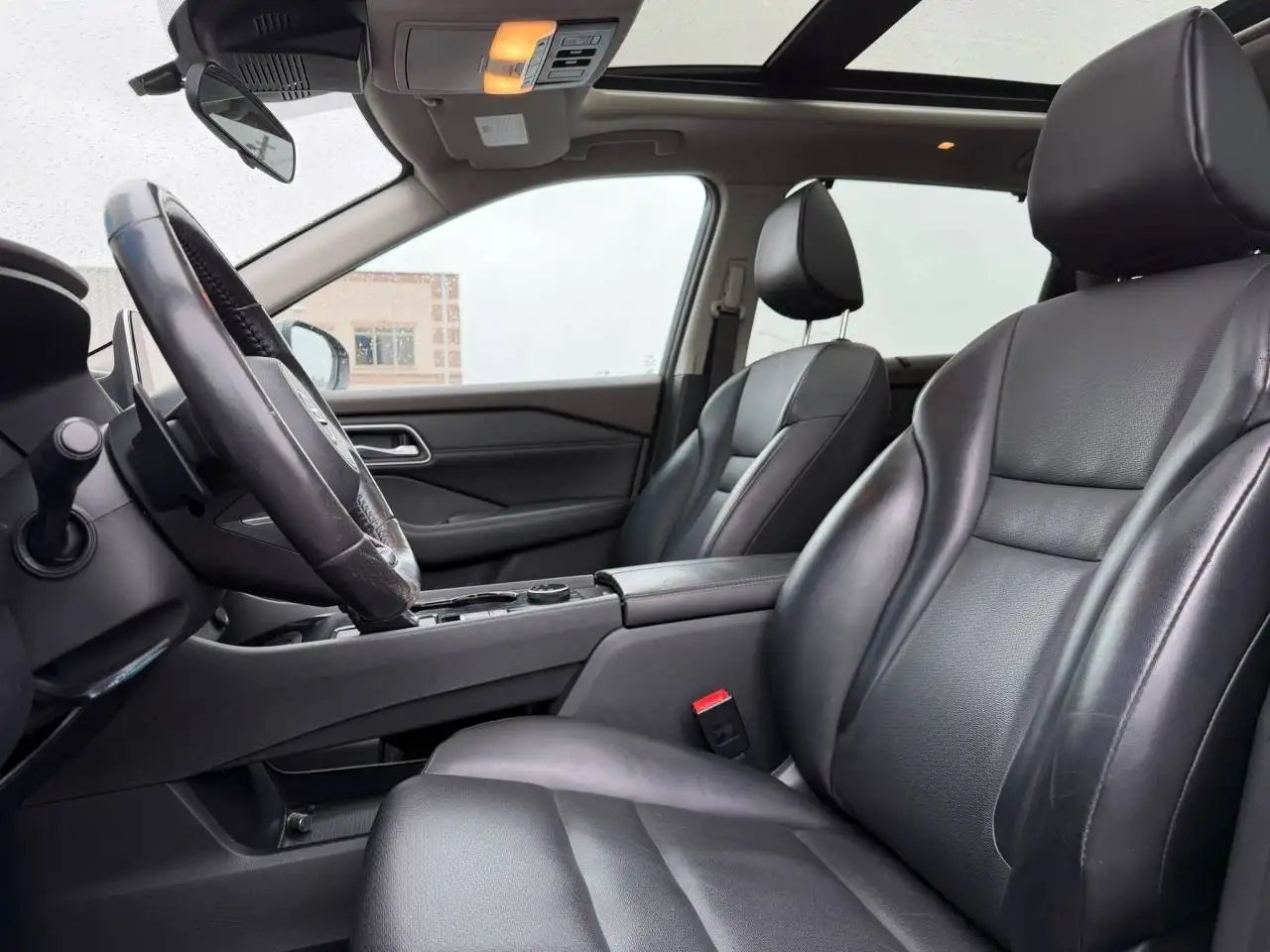 Nissan Rogue fotografie Nissan Rogue