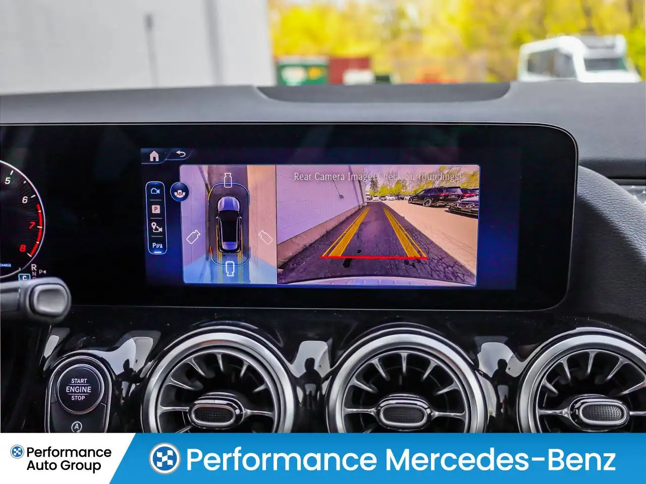 Mercedes-Benz GLA photo Mercedes-Benz GLA