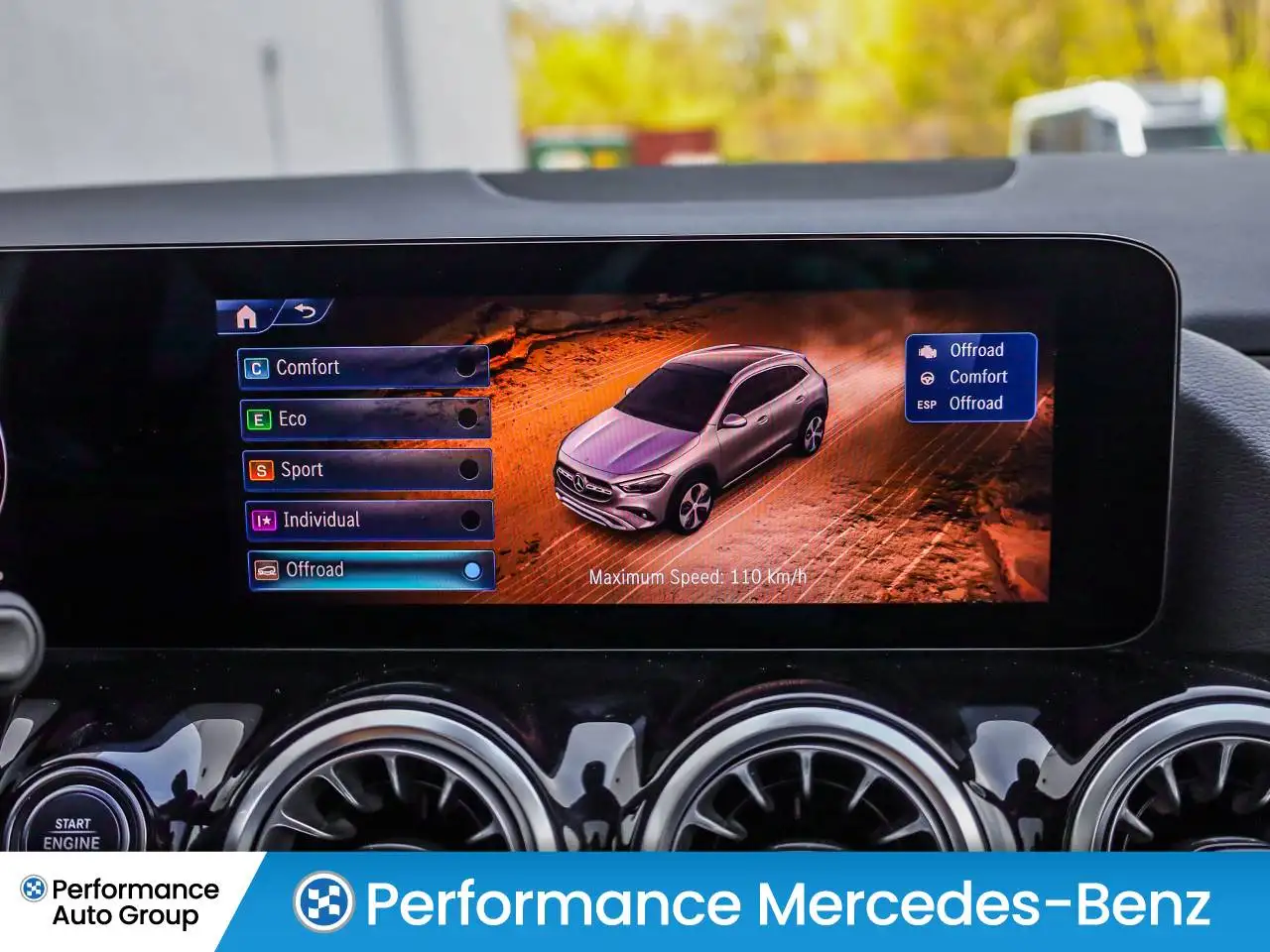 Mercedes-Benz GLA photo Mercedes-Benz GLA