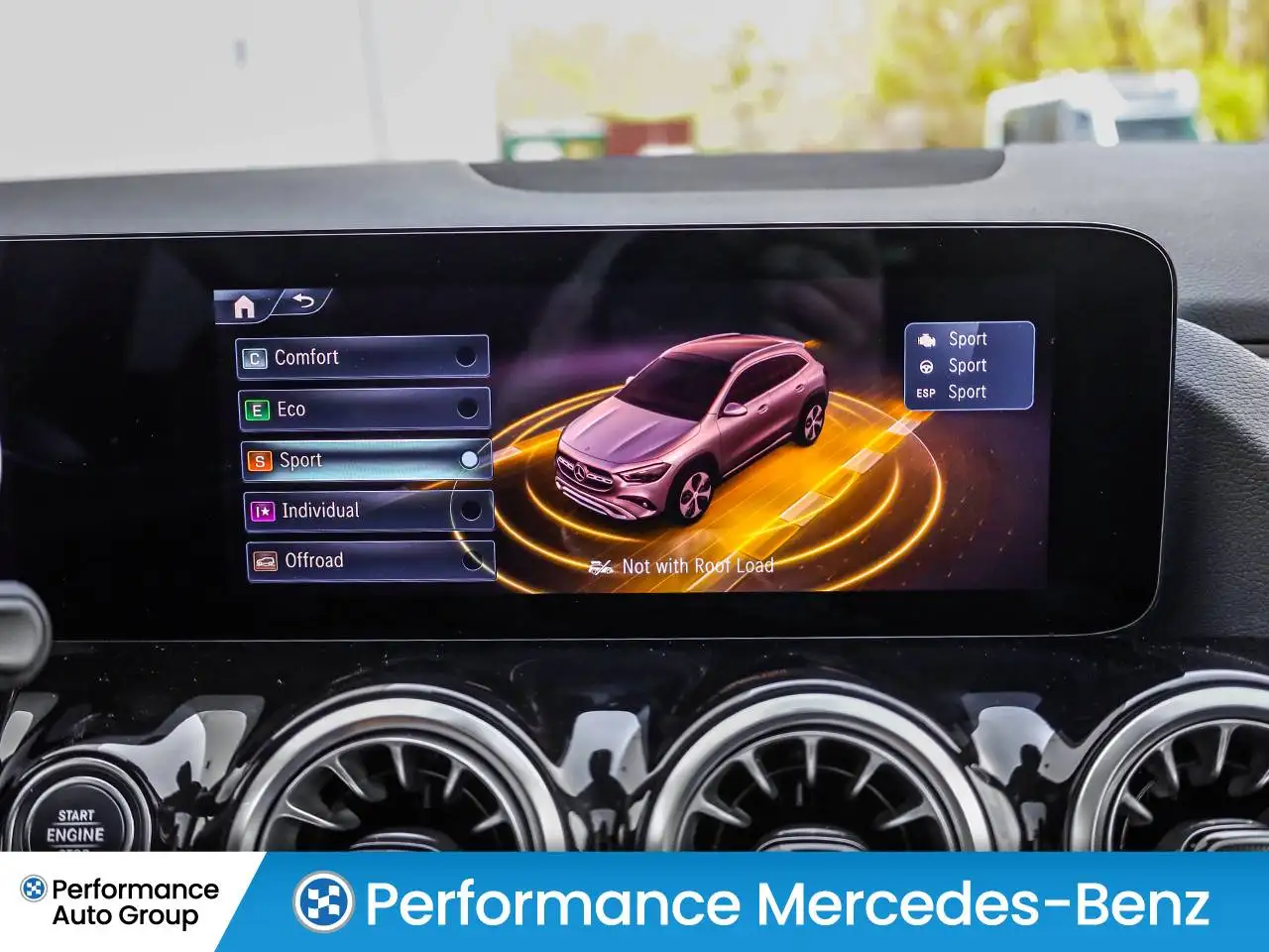 Mercedes-Benz GLA photo Mercedes-Benz GLA
