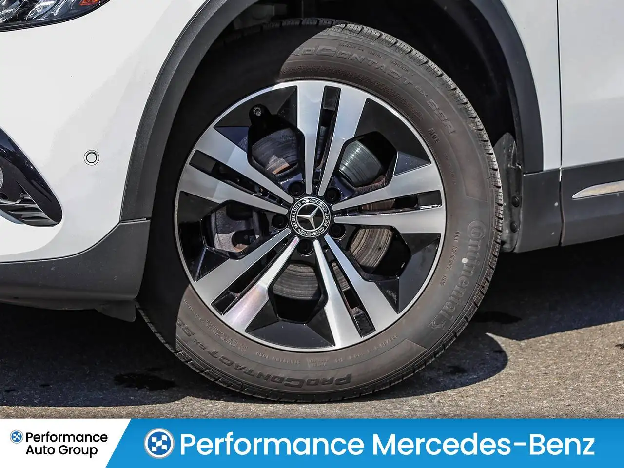 Mercedes-Benz GLA photo Mercedes-Benz GLA