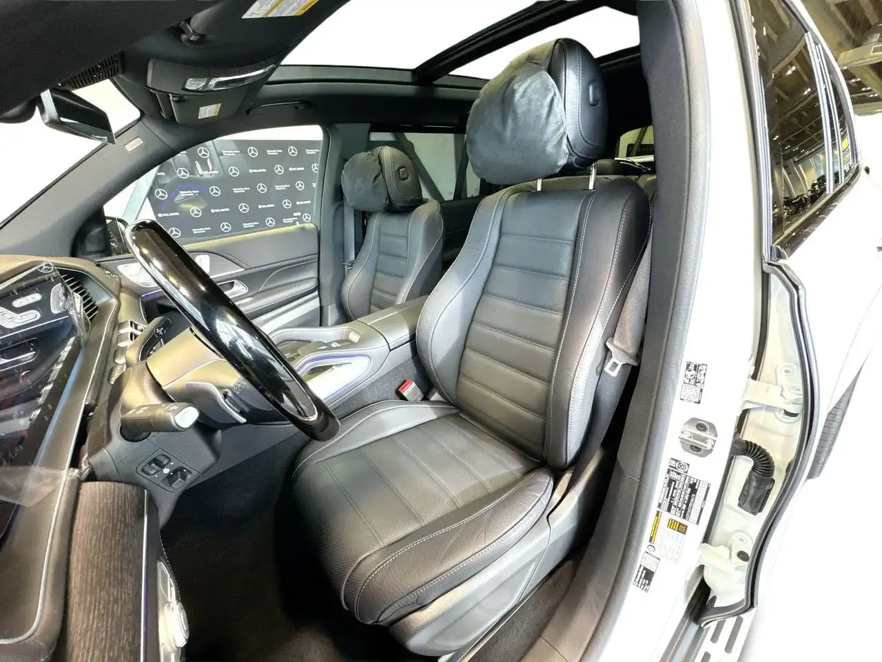 Mercedes-Benz GLS снимка Mercedes-Benz GLS