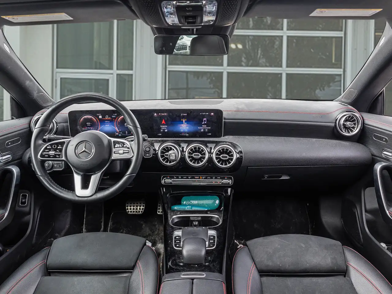 Mercedes-Benz CLA photo Mercedes-Benz CLA