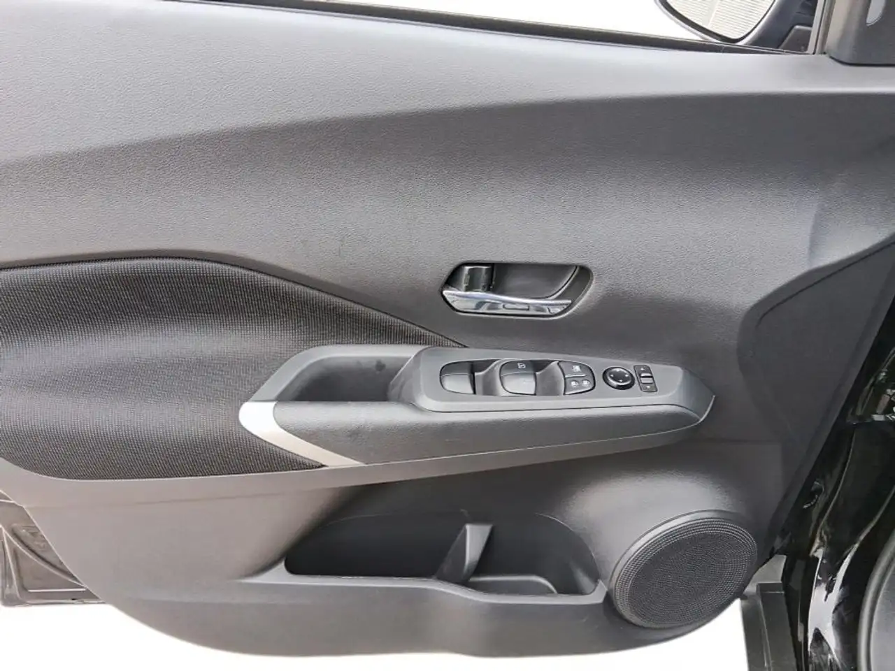 Nissan Kicks photo Nissan Kicks