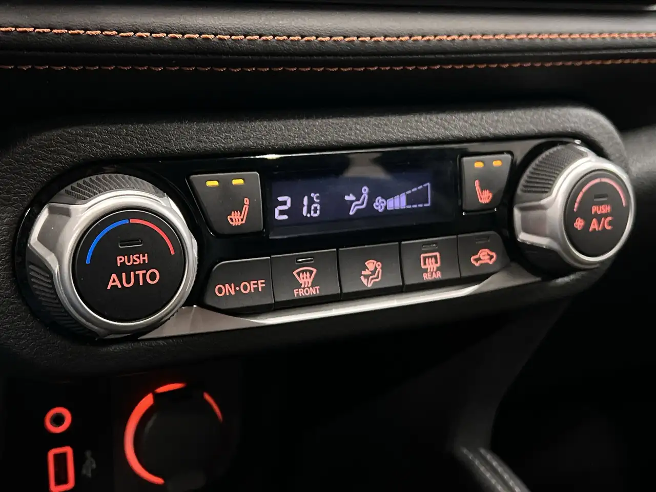 Nissan Kicks photo Nissan Kicks