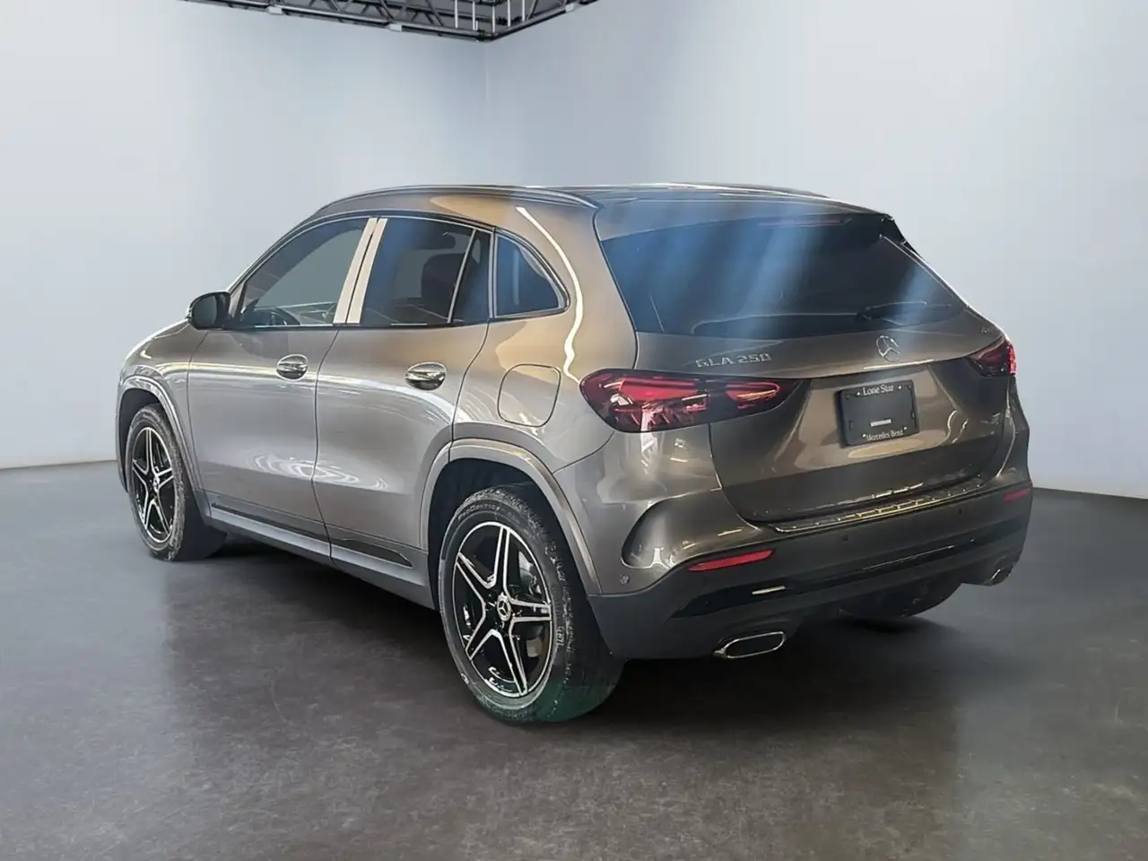 Mercedes-Benz GLA fotografie Mercedes-Benz GLA