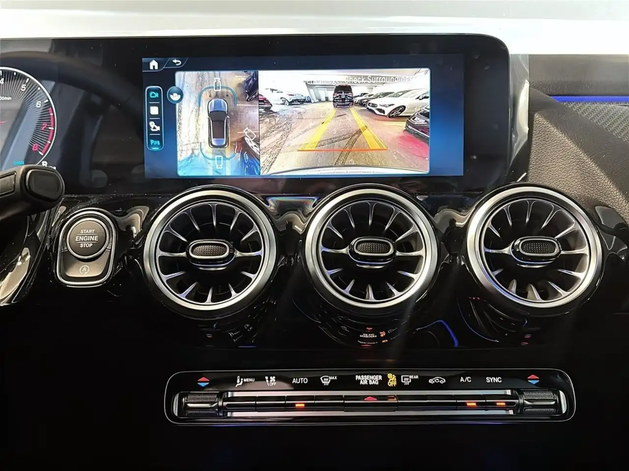Mercedes-Benz GLA fotografie Mercedes-Benz GLA