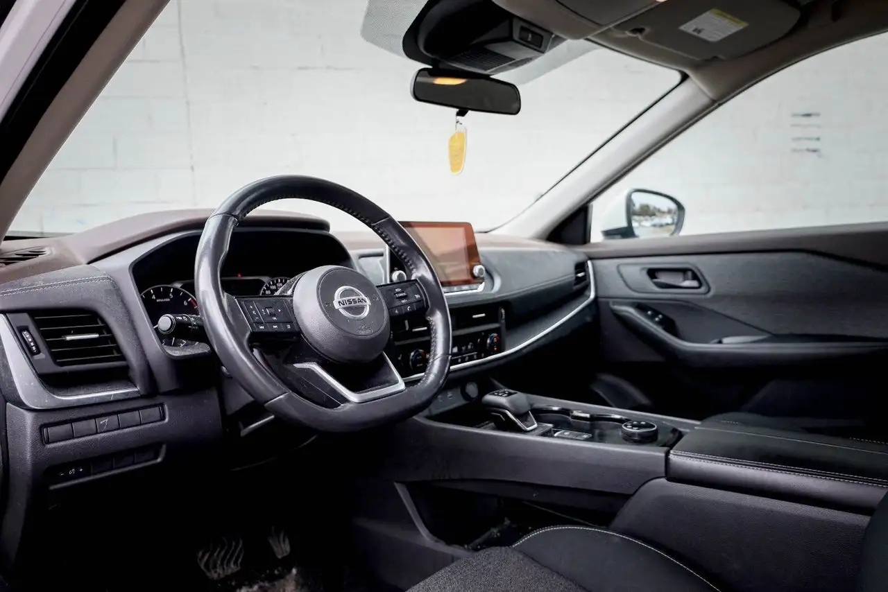 Nissan Rogue снимка Nissan Rogue