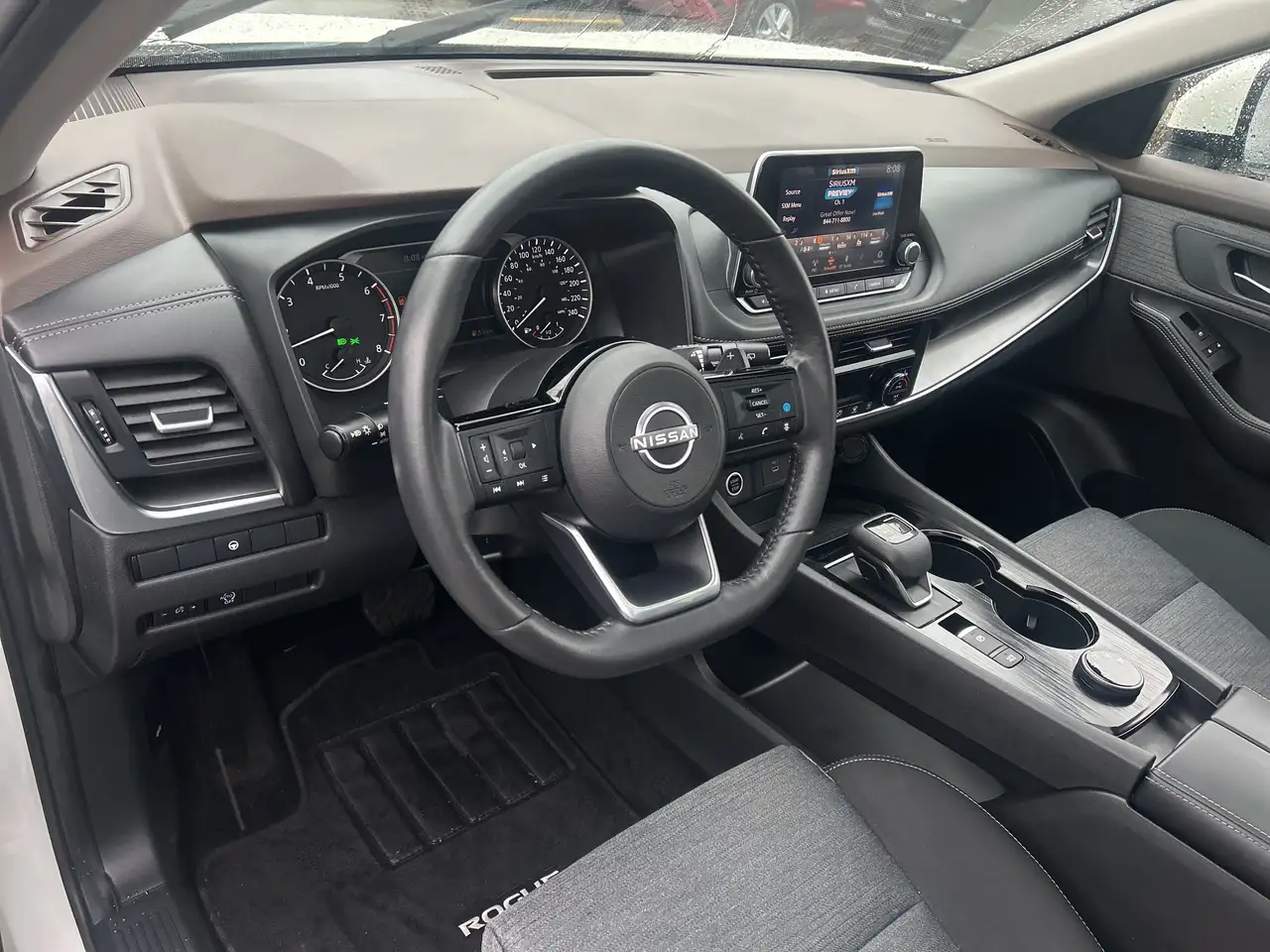 Nissan Rogue photo Nissan Rogue