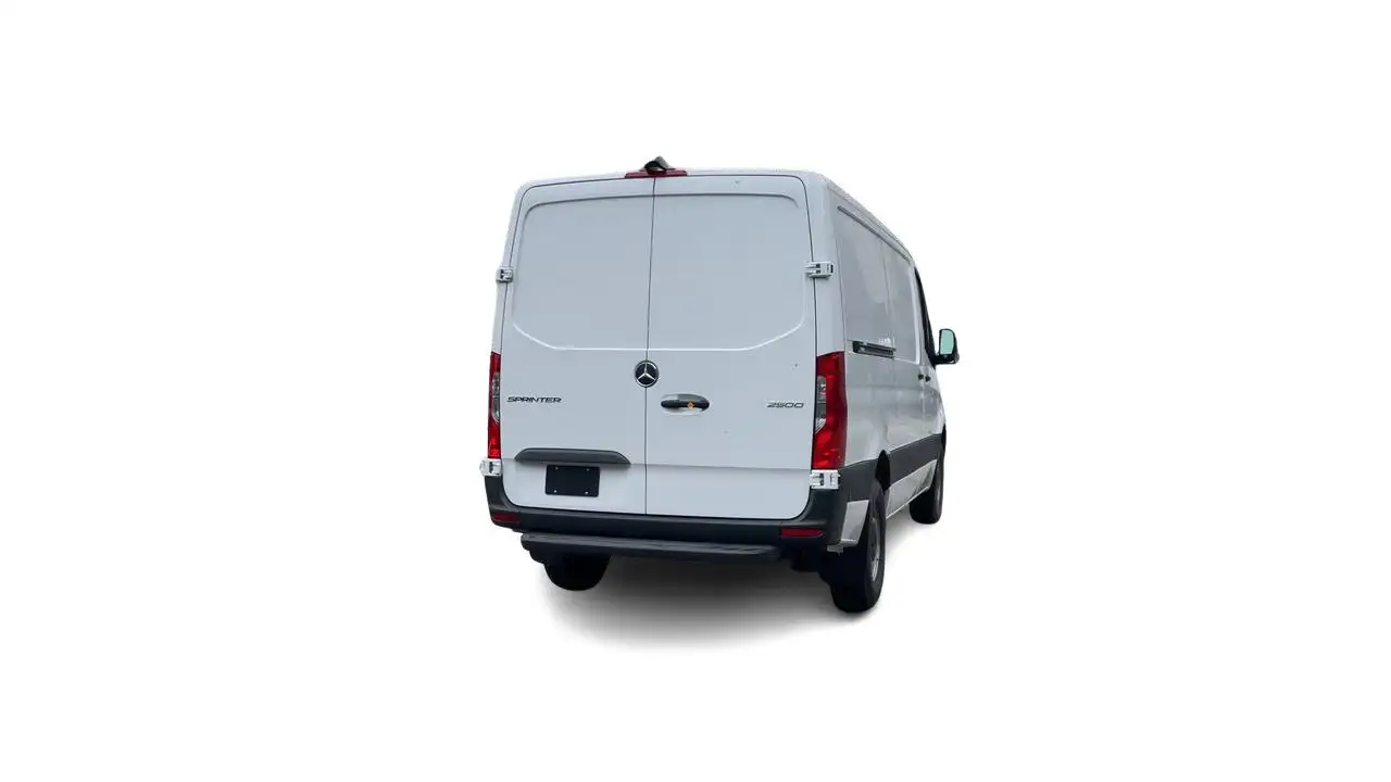 Mercedes-Benz Sprinter снимка Mercedes-Benz Sprinter