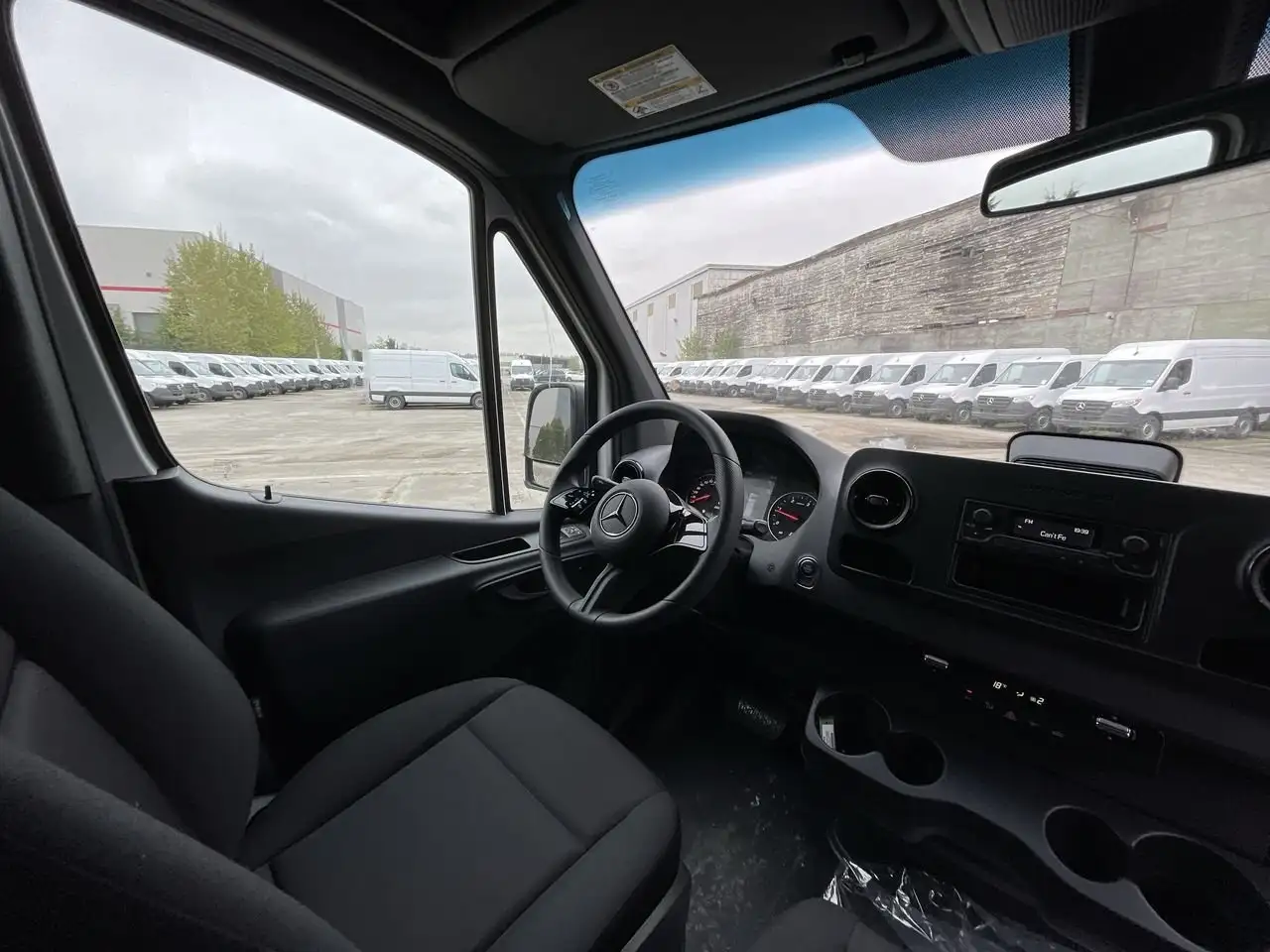 Mercedes-Benz Sprinter снимка Mercedes-Benz Sprinter