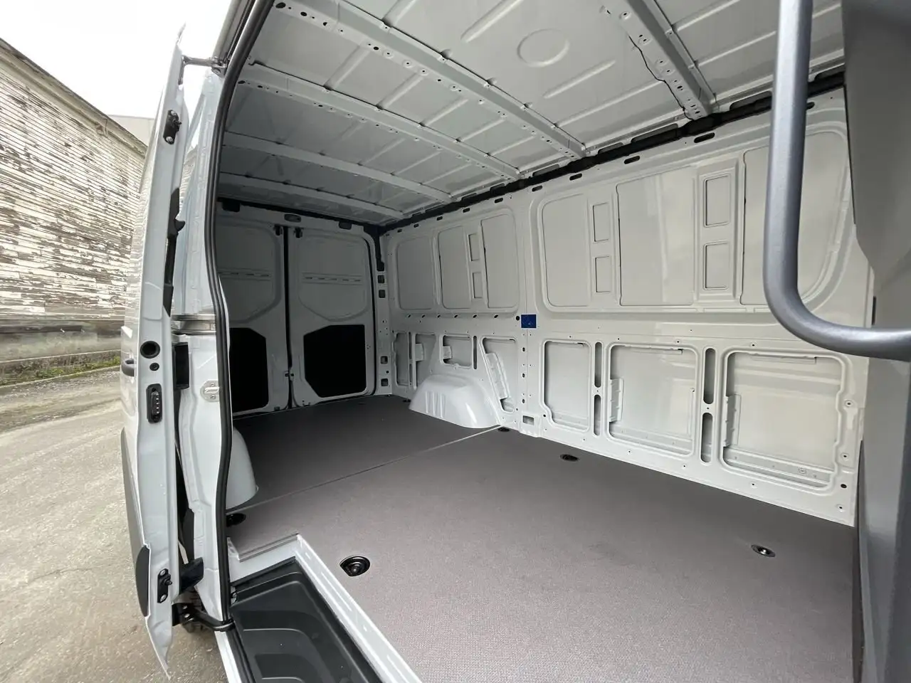 Mercedes-Benz Sprinter снимка Mercedes-Benz Sprinter