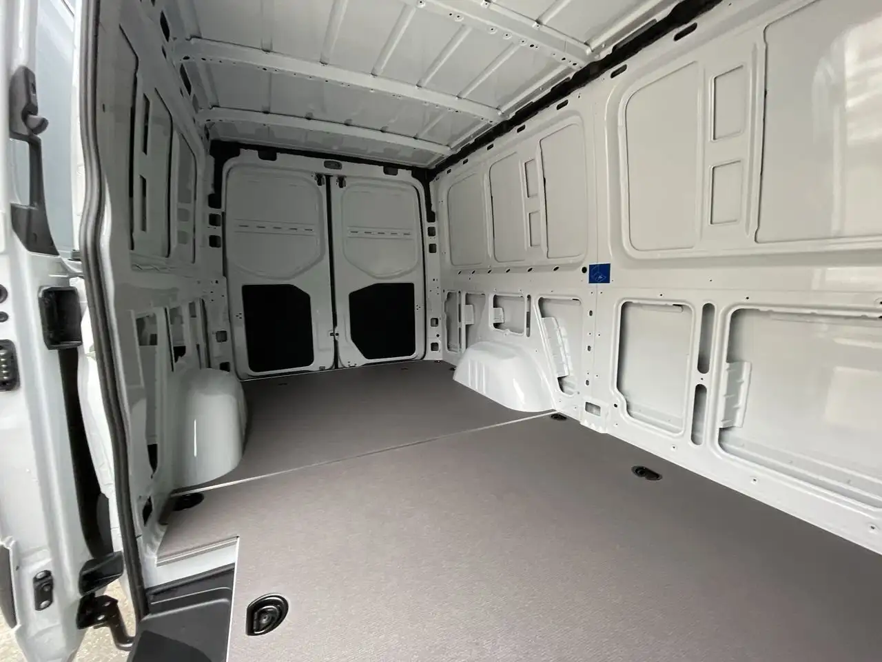 Mercedes-Benz Sprinter снимка Mercedes-Benz Sprinter