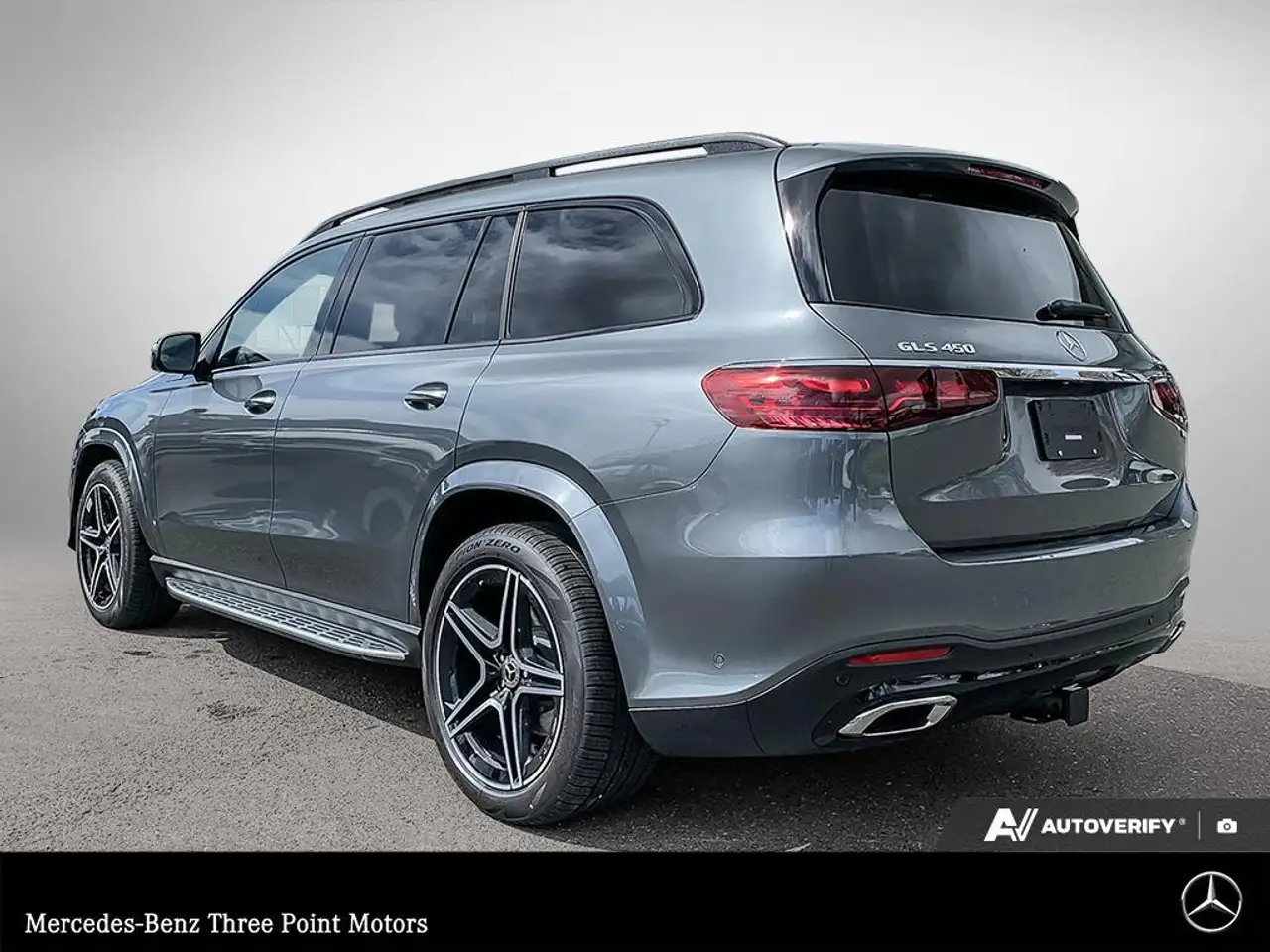 Mercedes-Benz GLS снимка Mercedes-Benz GLS