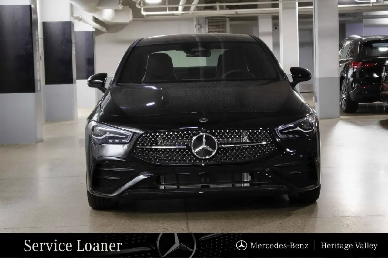 Mercedes-Benz CLA снимка Mercedes-Benz CLA