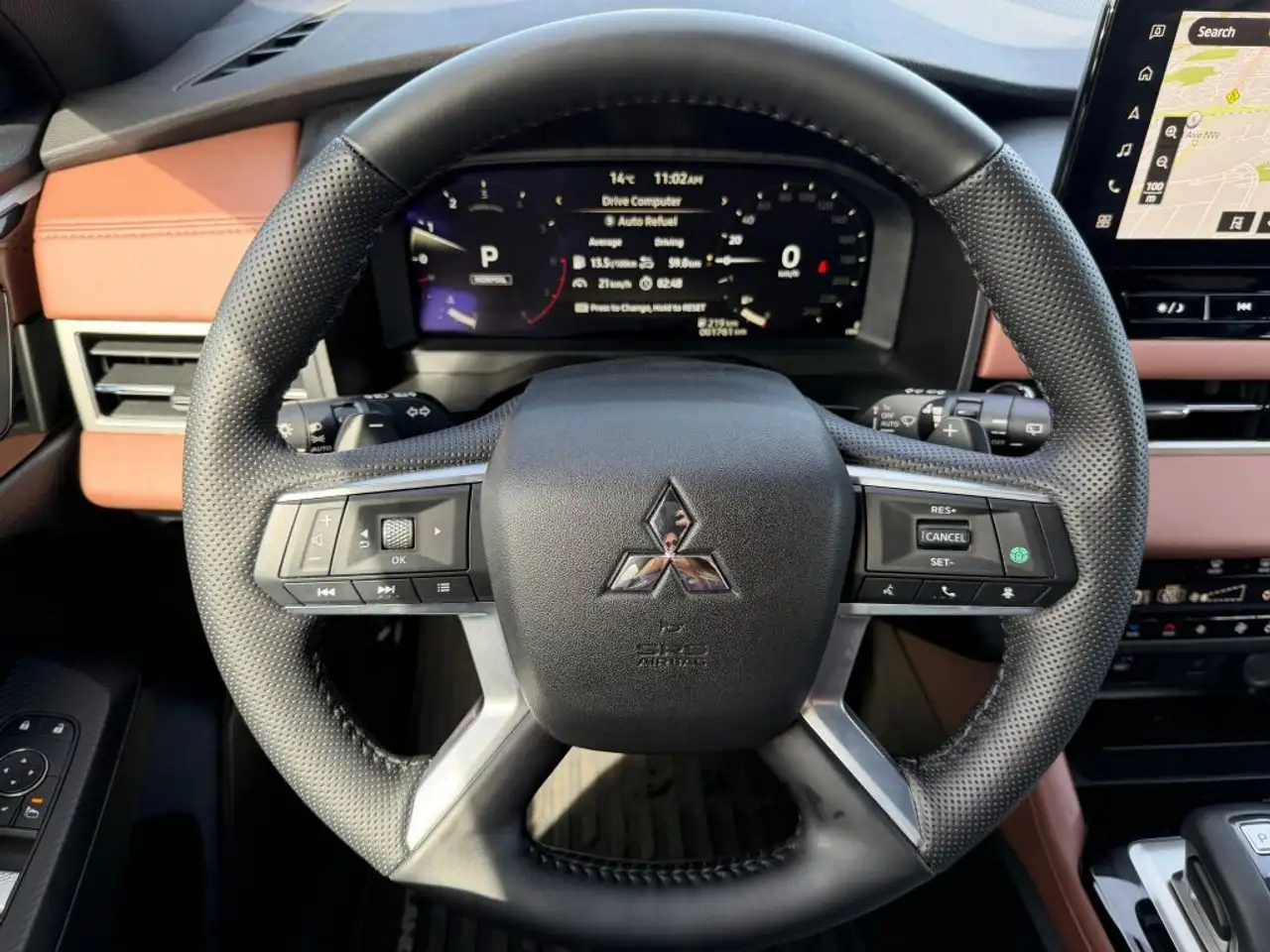 Mitsubishi Outlander photo Mitsubishi Outlander
