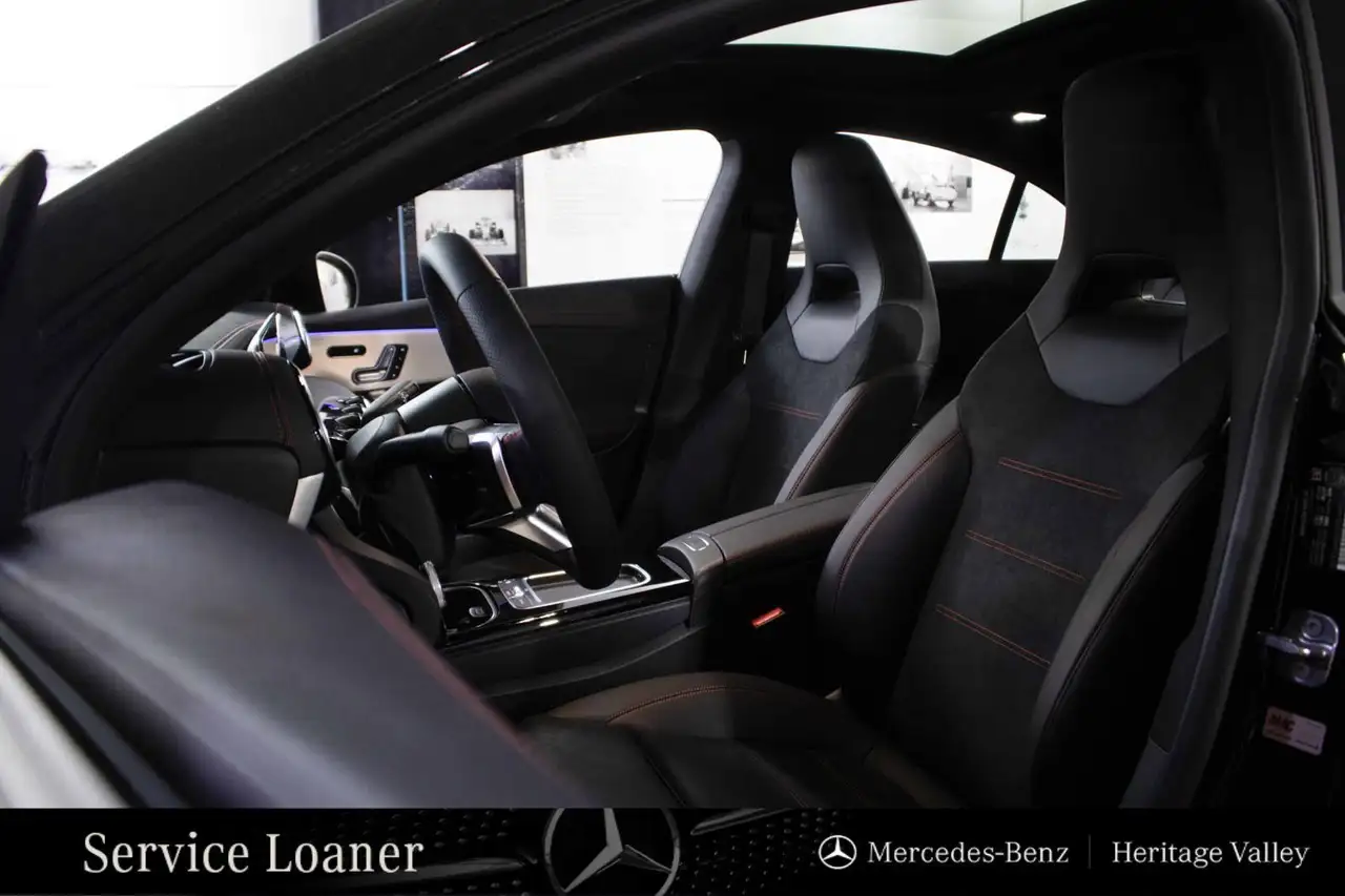 Mercedes-Benz CLA снимка Mercedes-Benz CLA