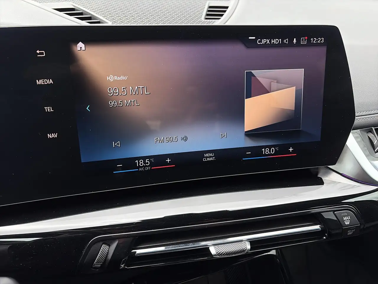 BMW X1 снимка BMW X1