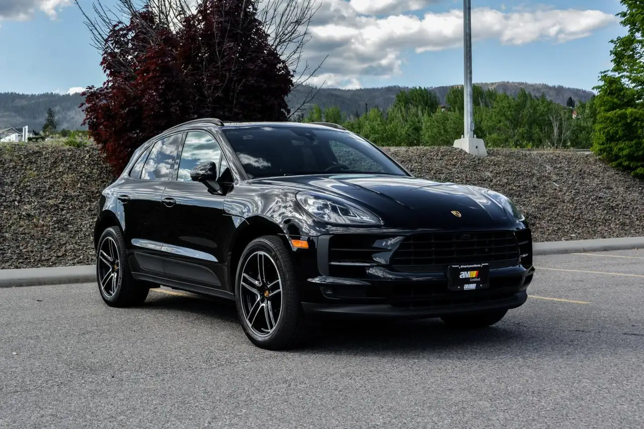 Porsche Macan снимка Porsche Macan