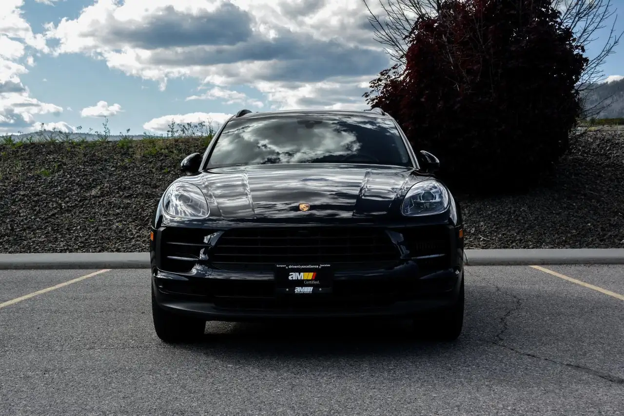 Porsche Macan снимка Porsche Macan