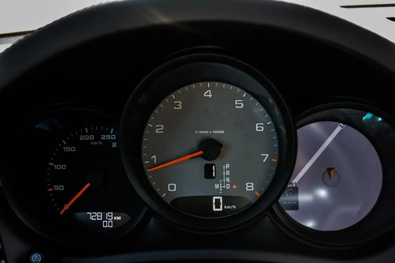 Porsche Macan снимка Porsche Macan