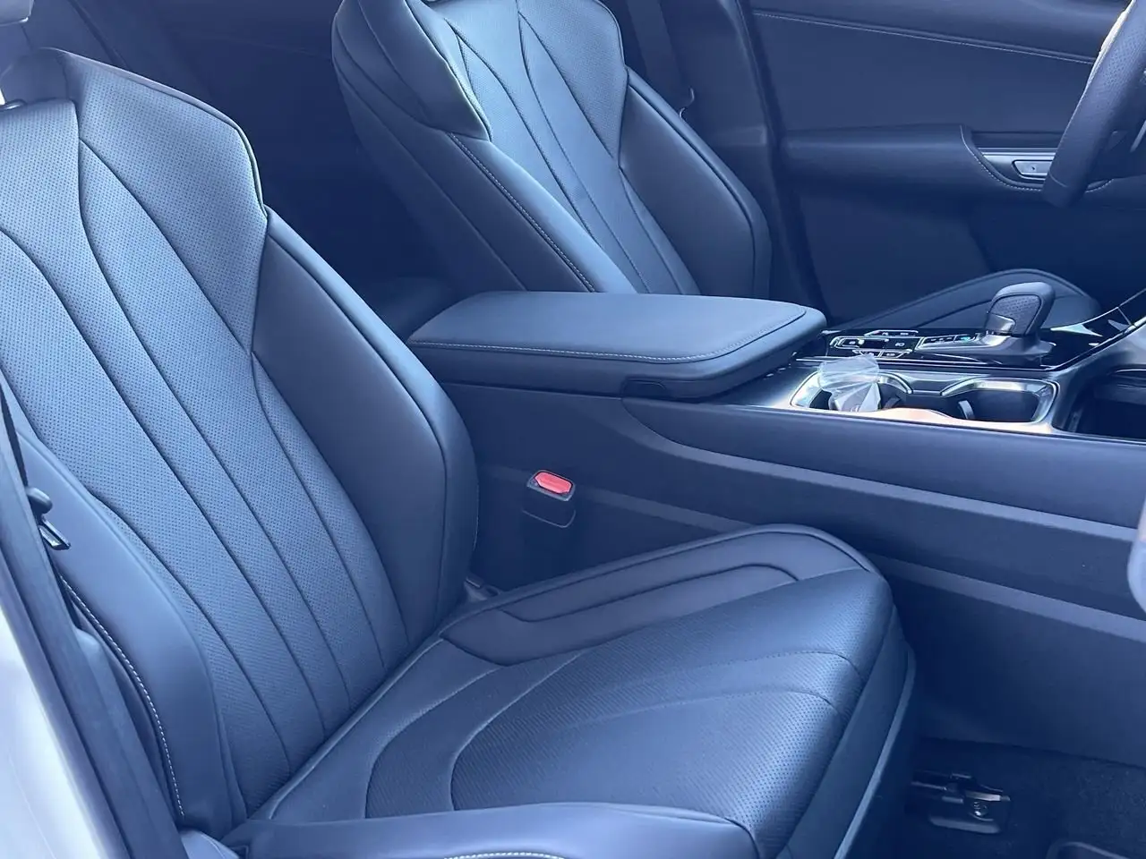 Lexus NX photo Lexus NX