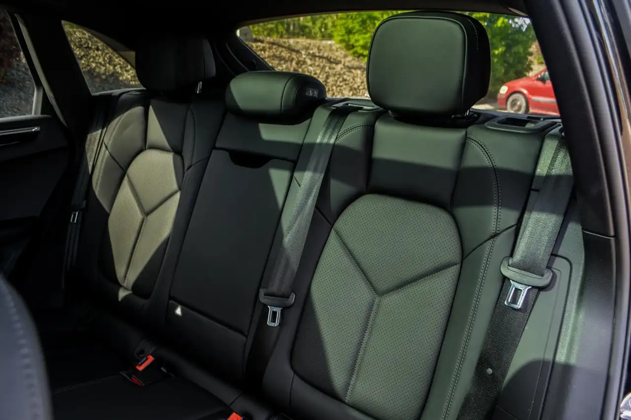 Porsche Macan снимка Porsche Macan