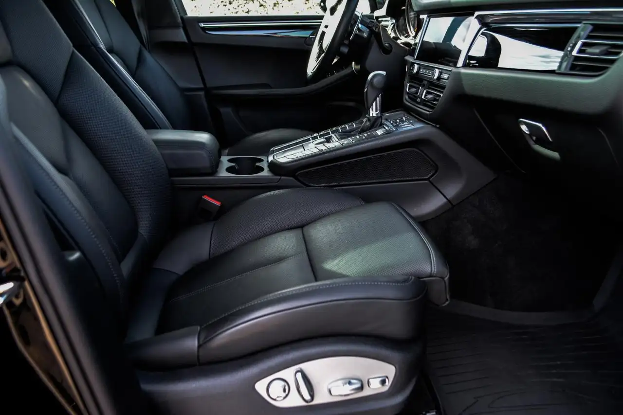 Porsche Macan снимка Porsche Macan
