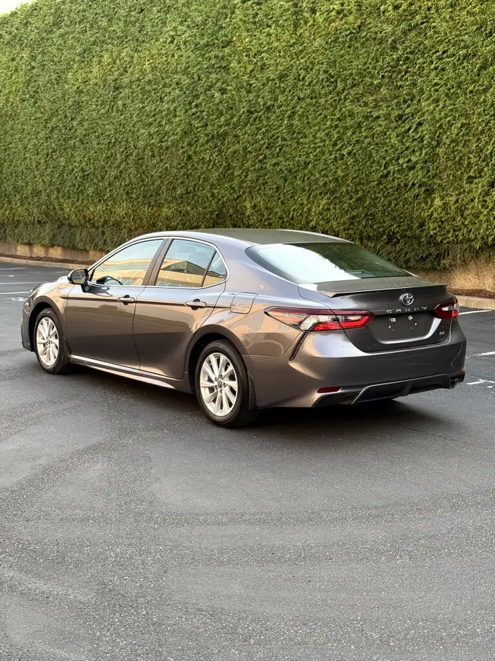 Toyota Camry снимка Toyota Camry