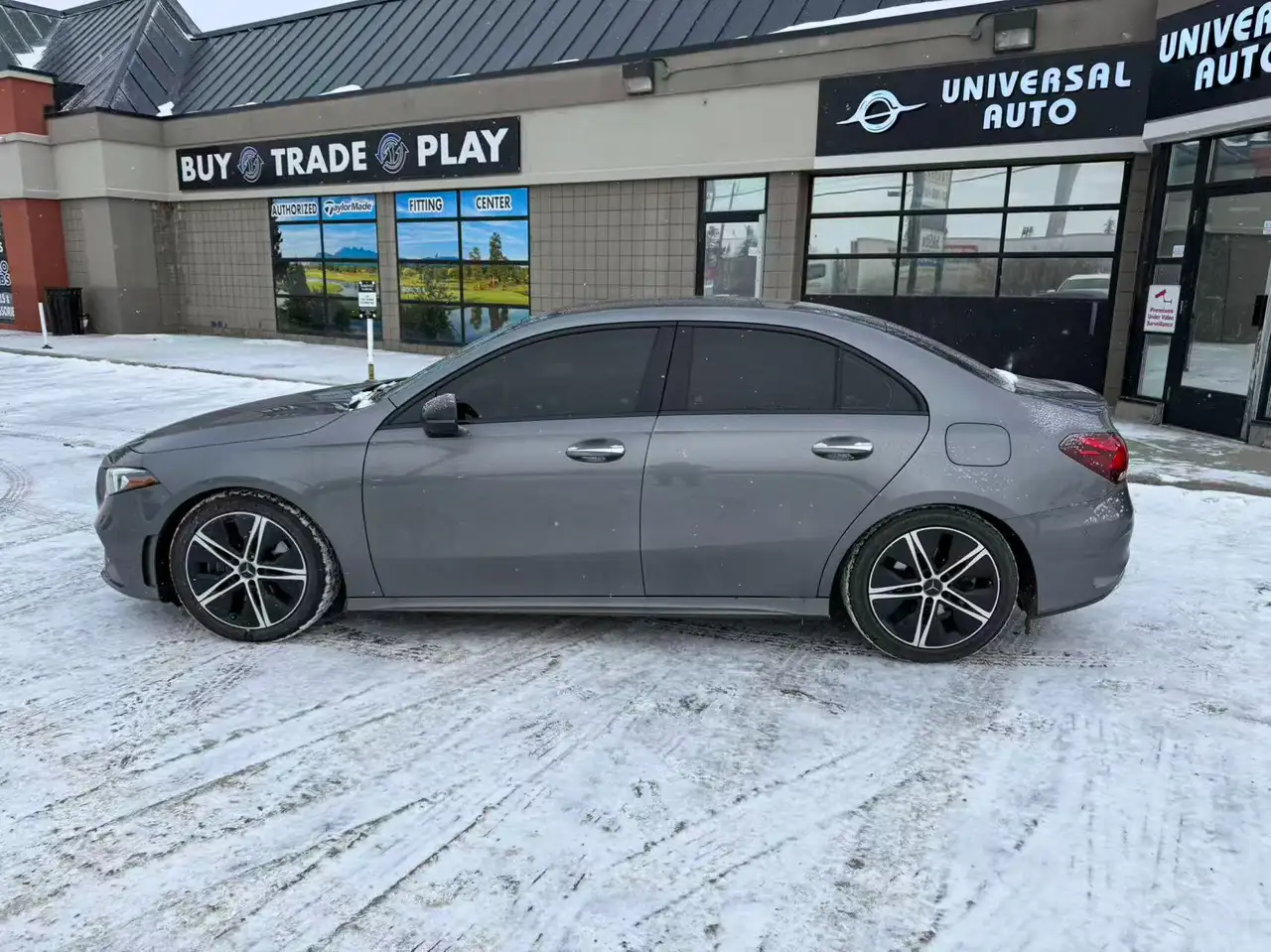 Mercedes-Benz A-Class снимка Mercedes-Benz A-Class