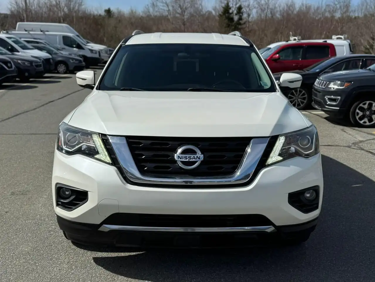 Nissan Pathfinder fotografie Nissan Pathfinder