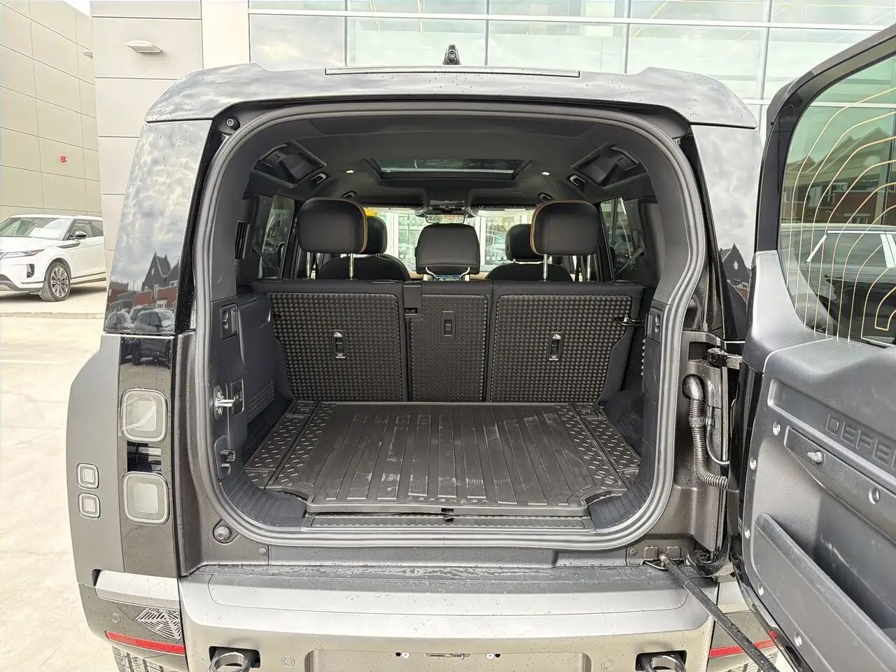 Land Rover Defender снимка Land Rover Defender