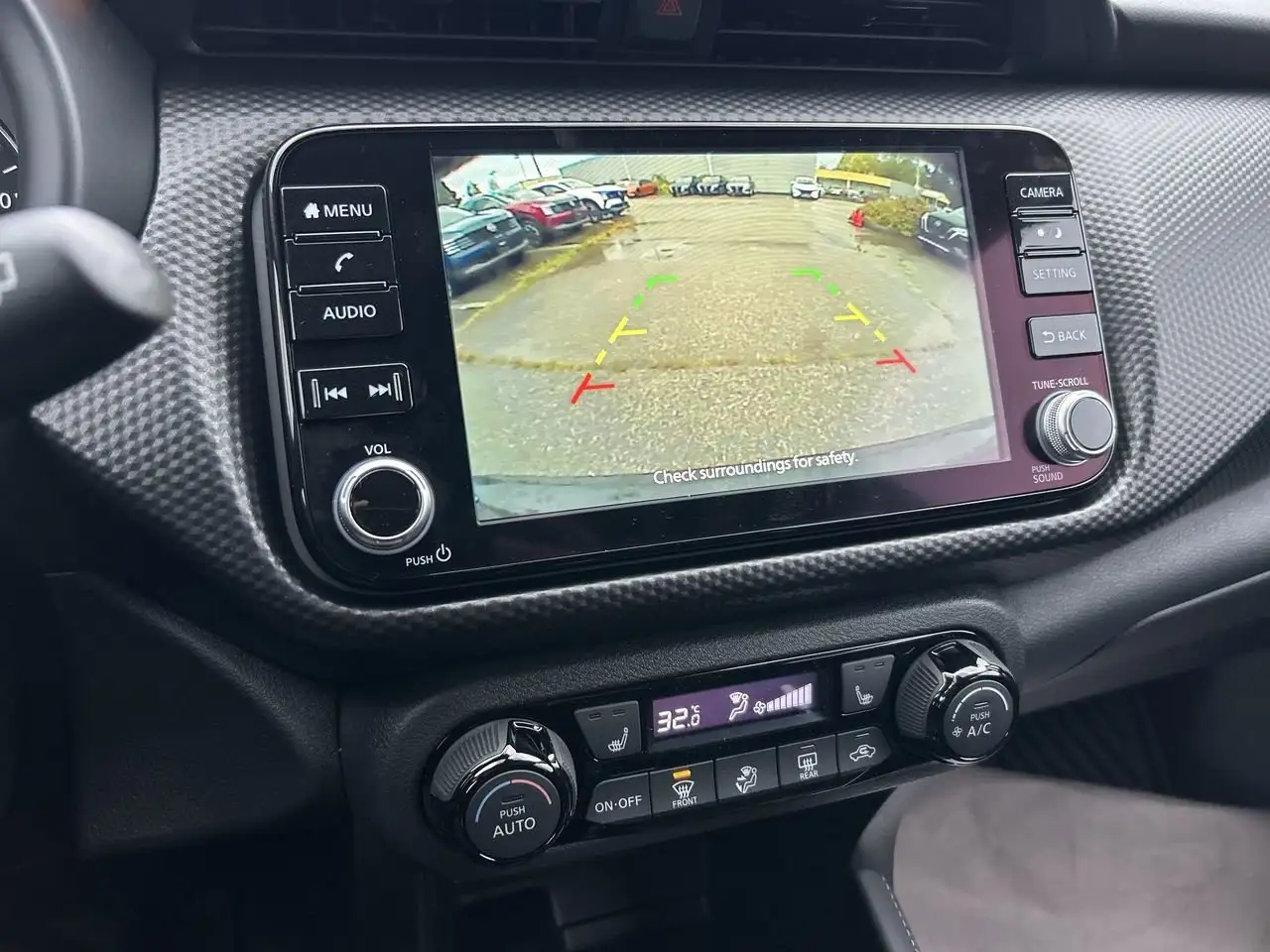 Nissan Kicks photo Nissan Kicks