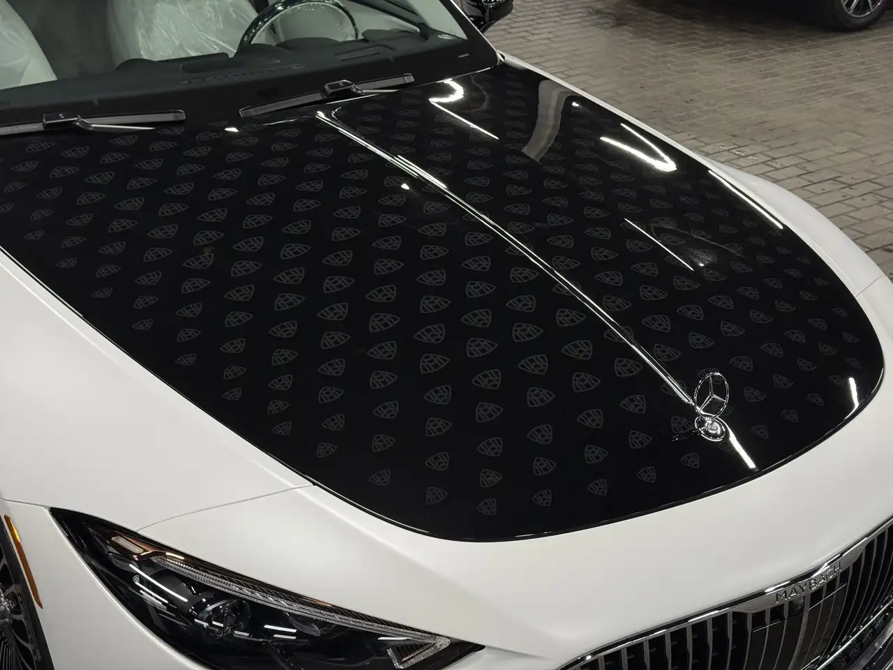 Mercedes-Benz SL снимка Mercedes-Benz SL