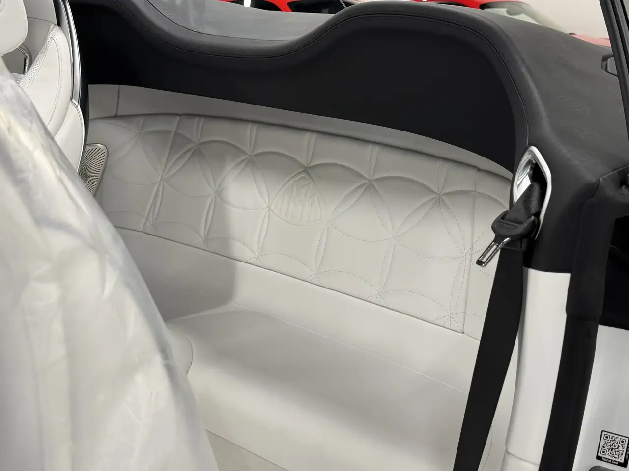 Mercedes-Benz SL снимка Mercedes-Benz SL