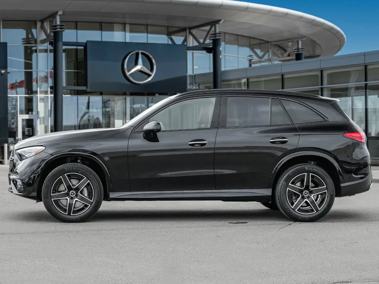Mercedes-Benz GLC снимка Mercedes-Benz GLC