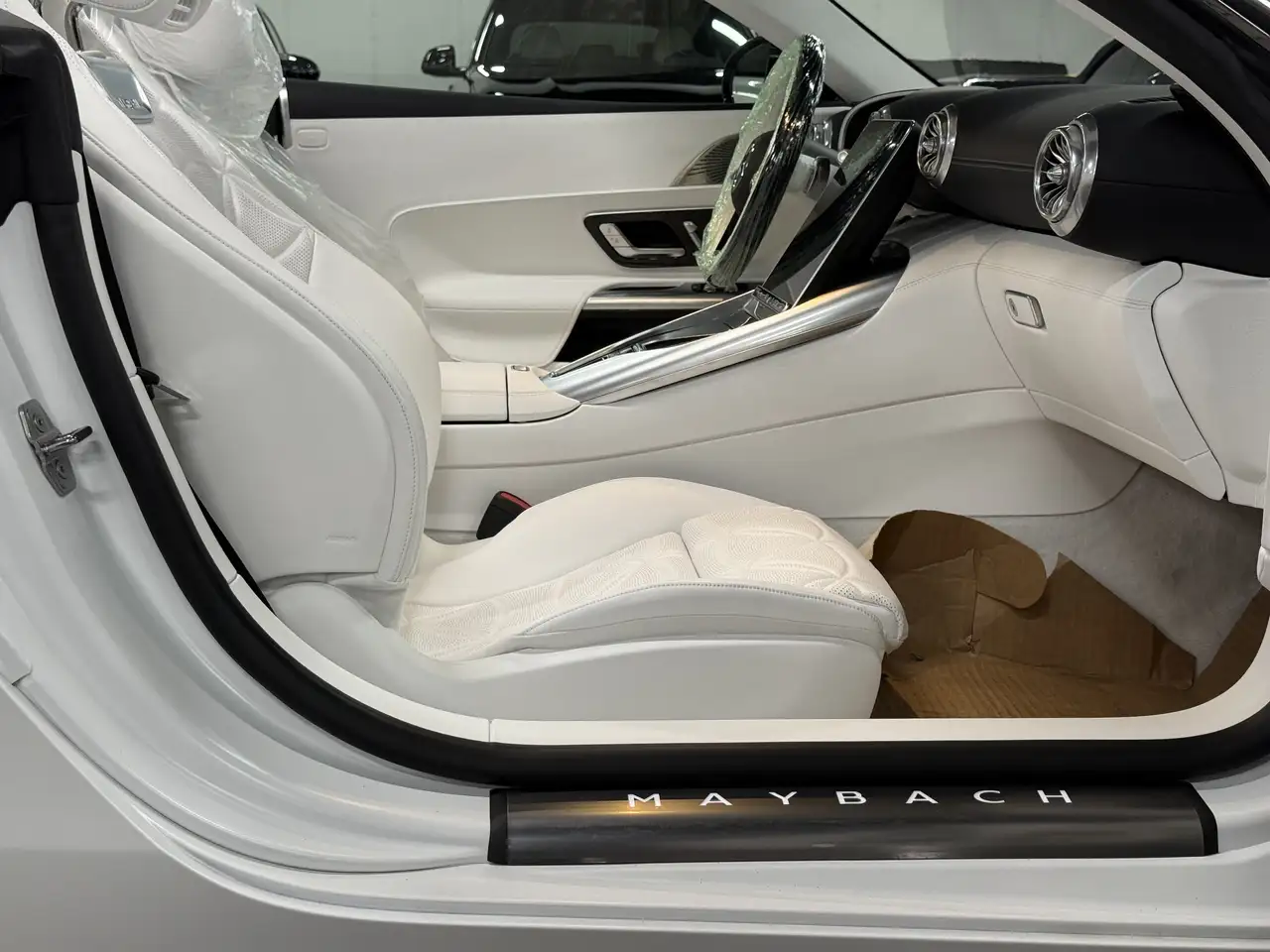 Mercedes-Benz SL снимка Mercedes-Benz SL