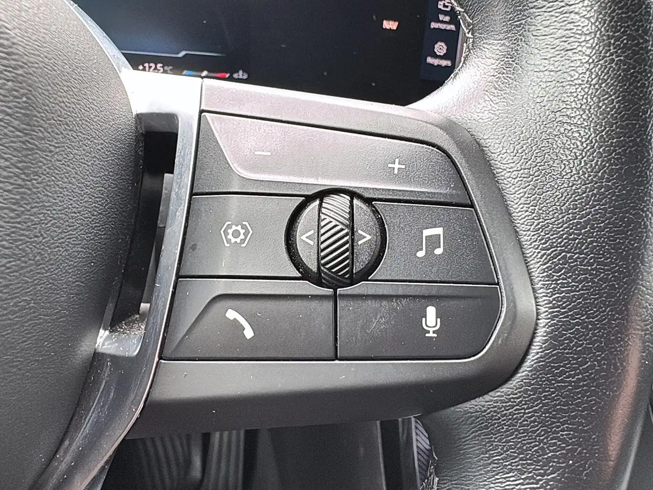 BMW X1 снимка BMW X1
