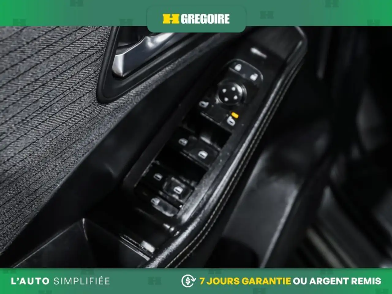 Nissan Rogue photo Nissan Rogue