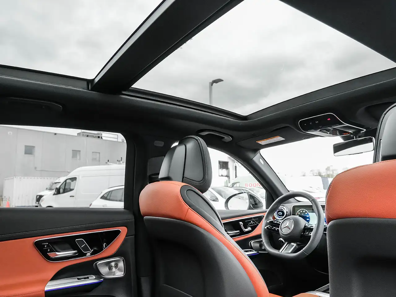 Mercedes-Benz GLC снимка Mercedes-Benz GLC