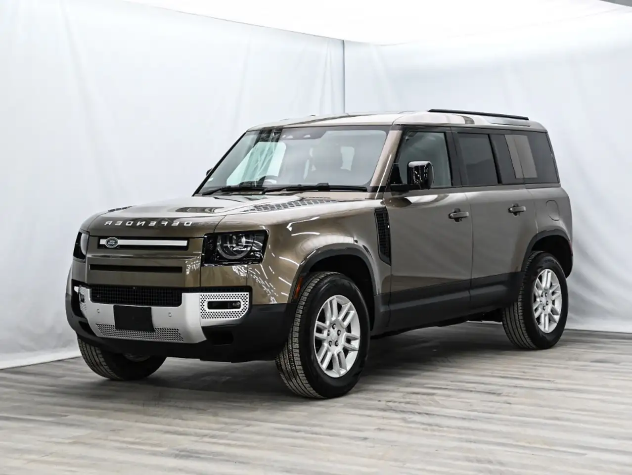 2025 Land Rover Defender