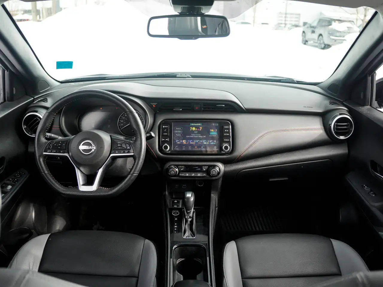 Nissan Kicks снимка Nissan Kicks