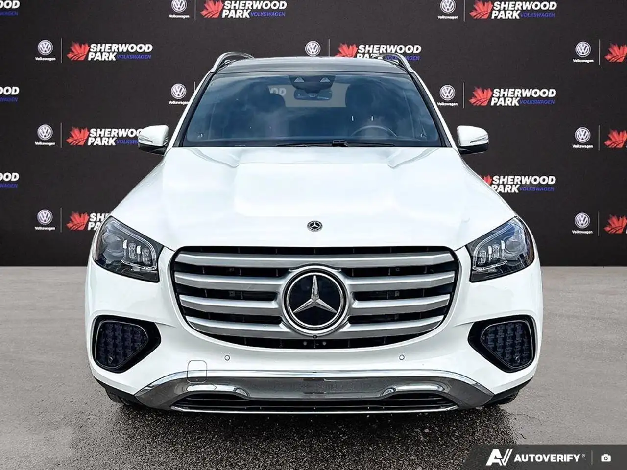 Mercedes-Benz GLS снимка Mercedes-Benz GLS