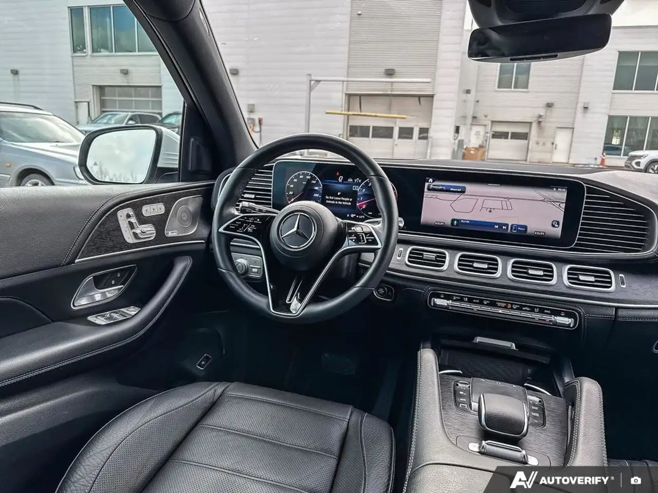 Mercedes-Benz GLS снимка Mercedes-Benz GLS