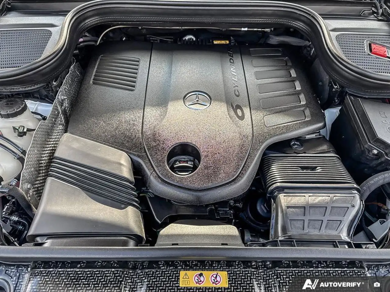 Mercedes-Benz GLS снимка Mercedes-Benz GLS